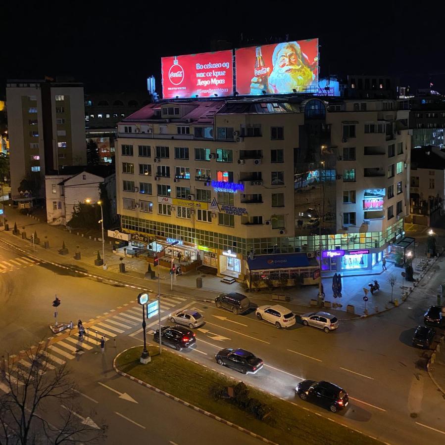 Macedonia Square Appartement Skopje Buitenkant foto